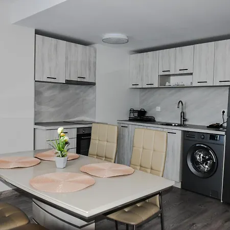 דירה балкан тауър луксъри ливинг 2'6 *