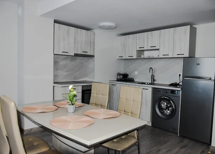 דירה балкан тауър луксъри ливинг 2'6 *